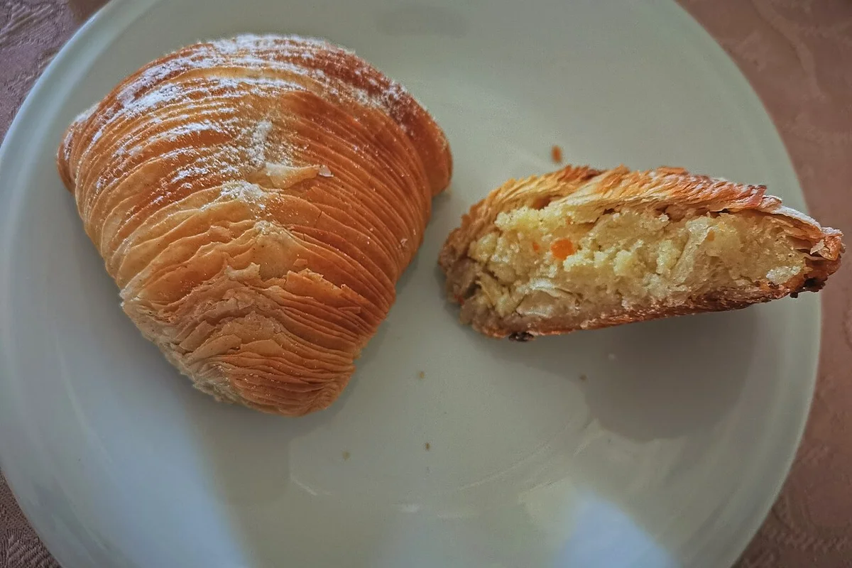 Sfogliatella Riccia Casertana Tradizionale Calda