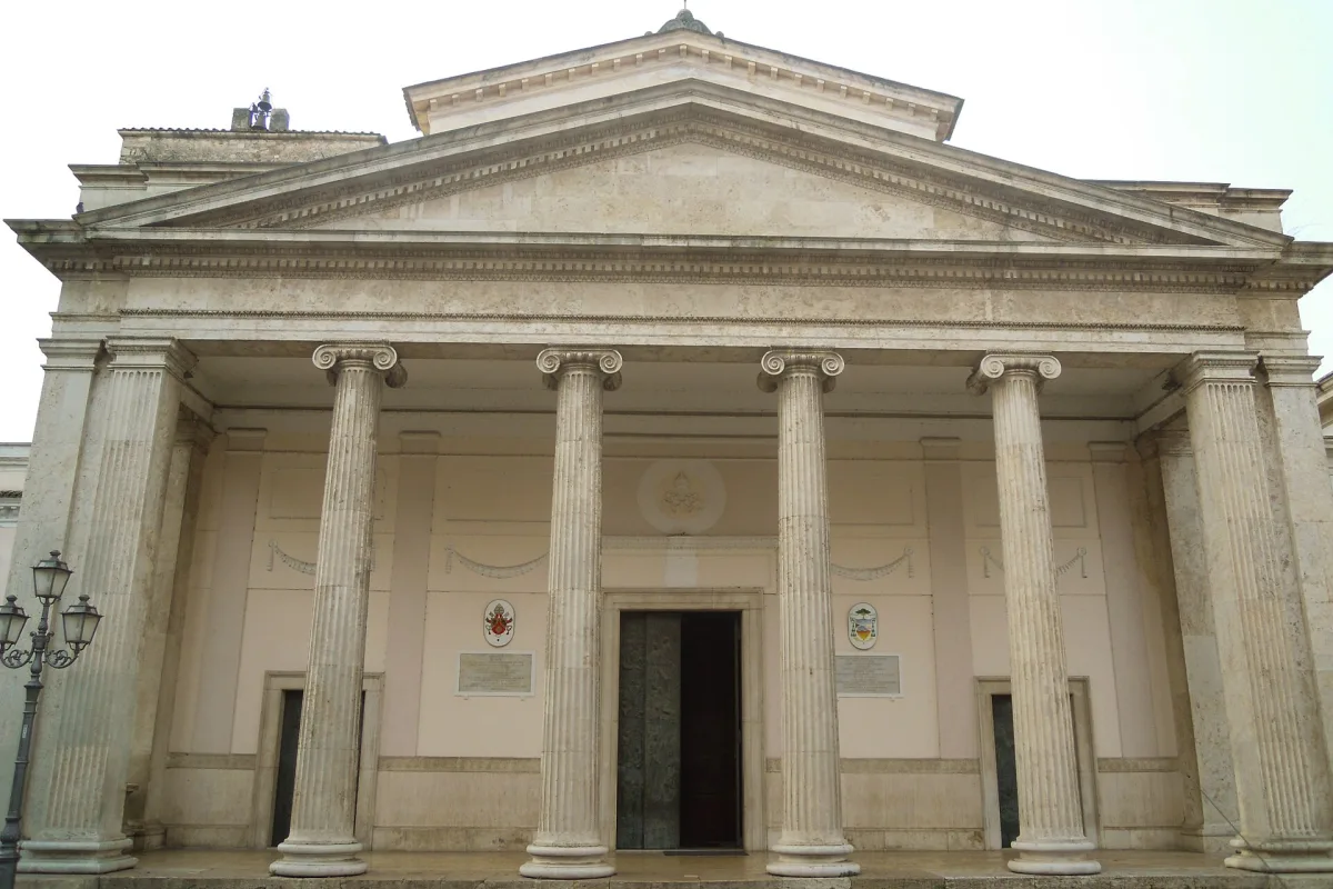 Cattedrale di San Pietro Apostolo (Duomo di Isernia)